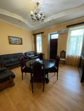Downtown Gaponovi Apartment